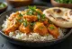 Kjúklinga tikka masala borið fram með basmati hrísgrjónum