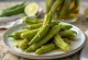 Sýrð okra í glerkrukku
